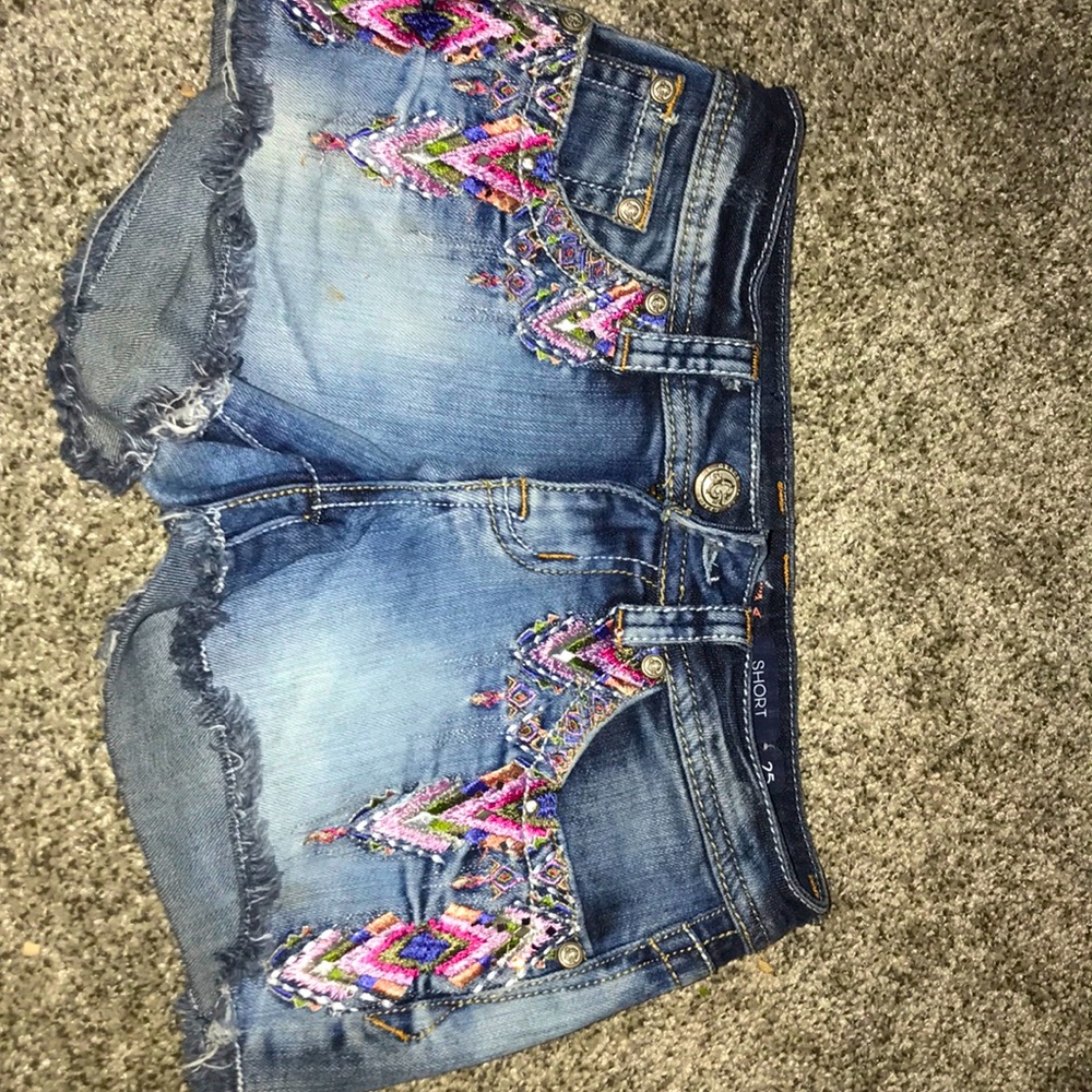 Grace in La beautiful shorts